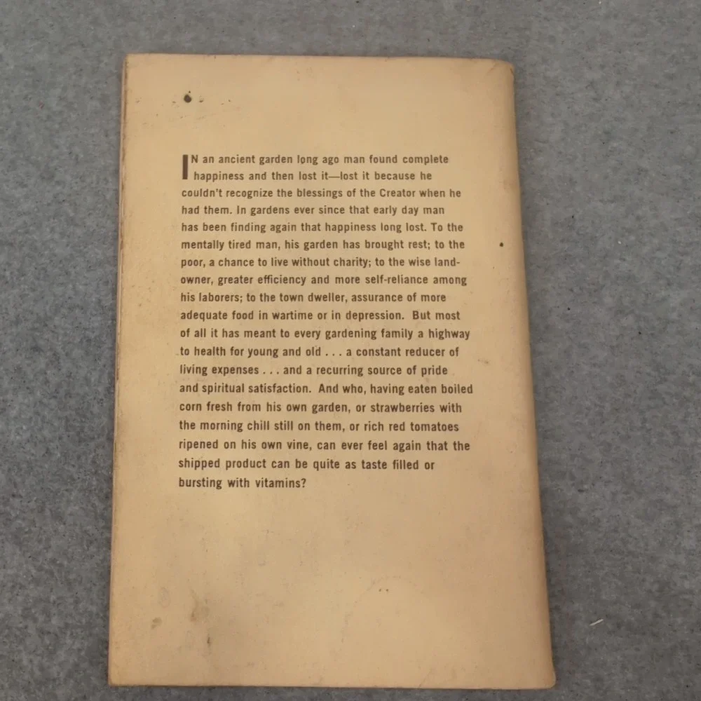 Vintage 1961 The Progressive Farmers‎ Garden Book For The South *Scarce*